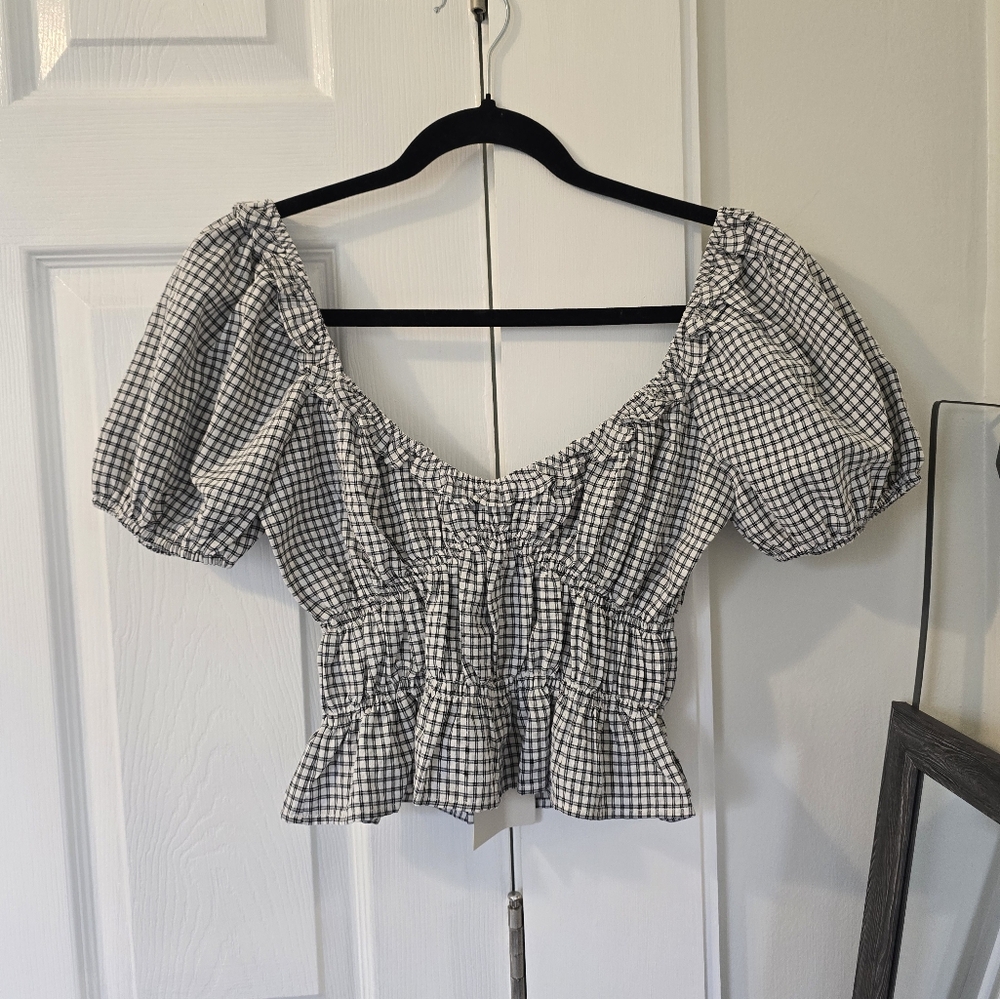 NWT Bohme cropped top size small
